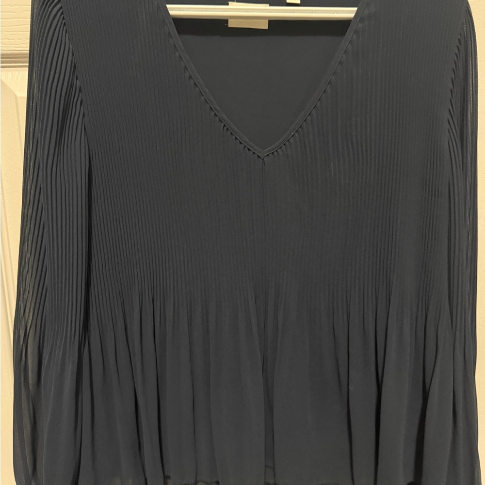 Wilfred Black Pleated V-Neck Tunic